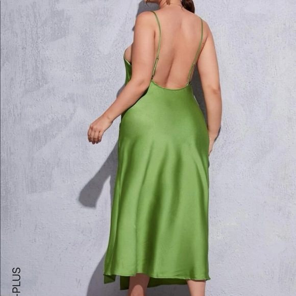 SHEIN Plus Satin Green Draped Front Split Thigh Cami Dress - Picture 2 of 2